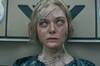 Elle Fanning (27 aos) sobre su papel en 'Predator: Badlands': 'Puedo decir literalmente que soy amiga de un Depredador'