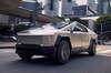 Elon Musk prometi un 'coche indestructible' y fracasa: el Cybertruck se desarma solo pese a costar ms de 100.000 dlares