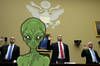 El exmilitar que aseguró que Estados Unidos tiene OVNIs y cuerpos de extraterrestres confiesa tener más información