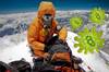 El Monte Everest está repleto de gérmenes y son la clave para encontrar vida extraterrestre