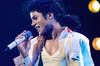 El director del polmico documental de Michael Jackson centrado en los abusos sexuales acusa al biopic de dar informacin falsa