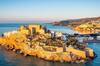 El municipio espa�ol fortificado, con castillo y casco antiguo mirando al mar: una escapada perfecta de fin de semana