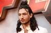 Ezra Miller quiere volver a Hollywood tras sus crmenes y tiene un claro objetivo: 'Ser lo primero que haga'