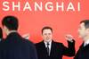 Elon Musk traiciona a Trump y a Estados Unidos y firma un acuerdo millonario en China para construir una gigafactora