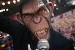 Robbie Williams es un simio en Better Man, un extrao biopic que estrena triler y llega a cines