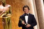 Tom Cruise conquista su primer Oscar y bromea sobre su futuro en el cine: 'Espero que sin m�s huesos rotos'
