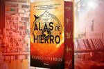 'Alas de hierro' no se libra de la polmica y denuncian la especulacin con la reventa del libro