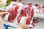 Los precios de la carne se disparan en EE.UU: los ganaderos pierden miles de millones y 4 megamataderos controlan el mercado
