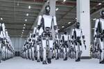 China cambia de estrategia y inaugura una f�brica de robots humanoides 100% automatizada que fabrica uno cada 30 minutos
