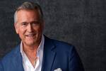 Bruce Campbell (67), m�tico actor de Evil Dead, revela que tiene c�ncer y tranquiliza a sus fans: 'Pienso seguir aqu�'