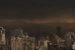 Ir�n en alerta por lluvia negra cargada de petr�leo y humo muy t�xico tras una serie de ataques a�reos: hay varios muertos