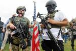El temor a un grave colapso econmico y social en EE.UU. aumenta el consumo de rifles de asalto en una sociedad aterrorizada