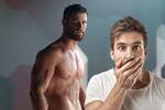 Chris Hemsworth tiene una pr�tesis de su pene junto al martillo de Thor en su casa
