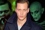 Bill Skarsg�rd habla sobre su papel como vampiro en 'Nosferatu' y adelanta que ser� 'asquerosamente sensual'
