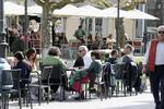 Espa�a cambia las normas: bares y restaurantes tienen que servir raciones m�s peque�as y permitir llevarse la comida sin coste