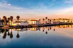 El pueblo para comer el mejor pescado frito y perderse a pie entre calles blancas: Conjunto Hist�rico junto al mar