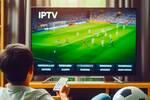 LaLiga de ftbol espaola persigue y amenaza a quien vea el ftbol por internet o IPTV con multas de 450 euros