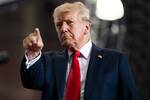 La guerra de Estados Unidos con China ponen en peligro al producto de moda espa�ol: los aranceles de Trump perjudican a Espa�a