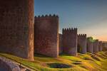 El municipio perfecto para pasear a pie por su muralla medieval: 87 torreones, 9 portones y Patrimonio Mundial