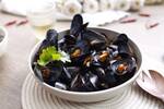 Galicia da una lecci�n a Espa�a: 'Los mejillones m�s ricos no se cuecen, se hacen en la sart�n con 100g de tomate, ajo y harina'