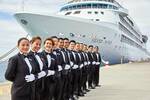 Jornadas de 80 horas, sin das libres y camarotes sin ventanas: as viven los empleados de los cruceros de lujo
