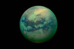 Los astr�nomos lo confirman: descubren enormes cuerpos org�nicos que flotan sobre los oc�anos de Tit�n, la luna de Saturno
