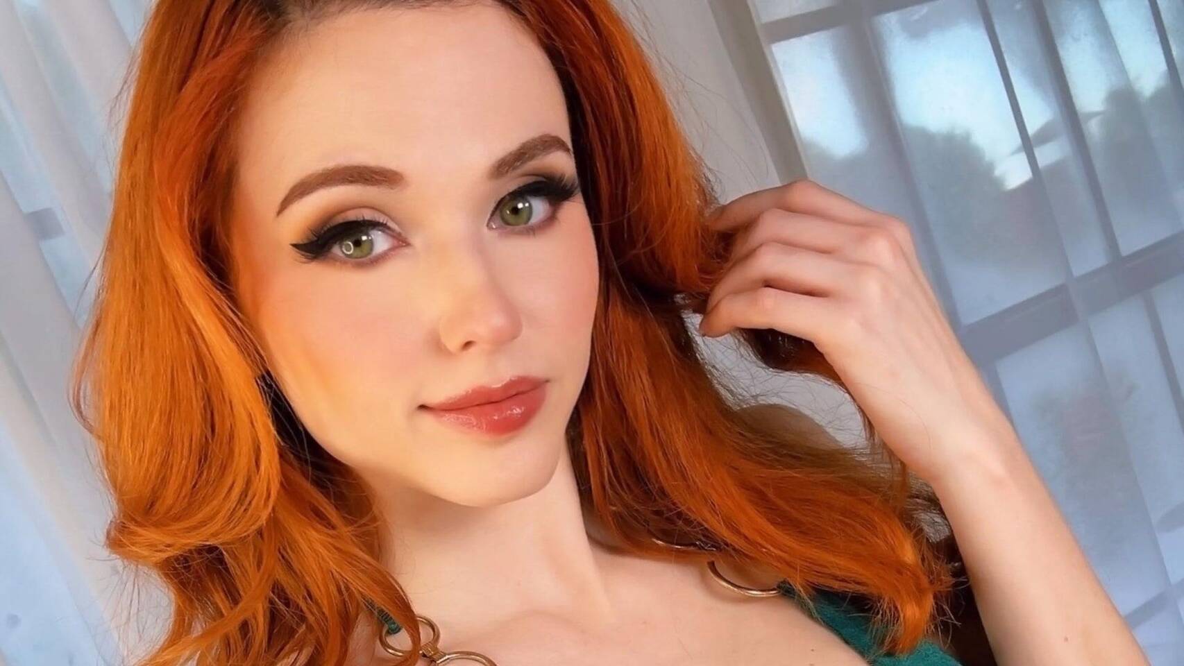 Amouranth desvela la burrada de dinero que ha ganado en OnlyFans pero