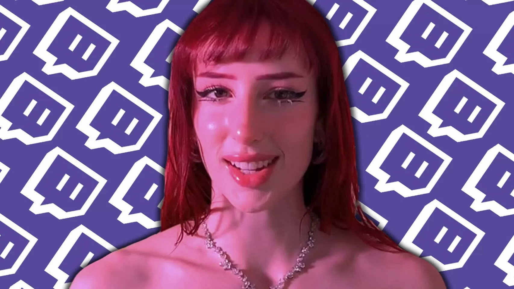 Streamer retransmitiendo un desnudo parcial