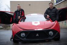 Spiritus, el coche elctrico de tres ruedas que mina criptomonedas cuando no se usa