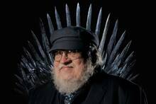 George R.R. Martin (77) harto, rompe definitivamente con el showrunner de 'La casa del drag�n': 'Esta ya no es mi historia'