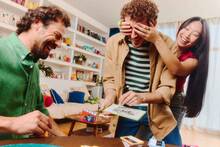 M�s de 30 a�os despu�s Party & Co. vuelve renovado para convertir cualquier noche del a�o en una aut�ntica celebraci�n