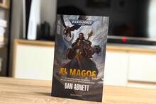 Si amas 'Warhammer 40,000' y esperas la serie de Prime Video con Henry Cavill, este libro es el perfecto aperitivo 'grimdark'