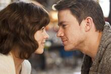 Confirmado por la psicología: los finales felices arruinan a la generación de los 80 y 90 por culpa de la falacia de la llegada