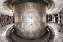 China pulveriza el techo de la fusi�n nuclear con un masivo Sol artificial: opera un 165% por encima del l�mite te�rico