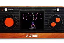 Atari presenta su nueva port�til retro y un joystick Plug & Play