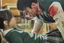 Netflix logra en 12 episodios lo que parecía imposible: superar a 'The Walking Dead' con una mejor serie de zombis