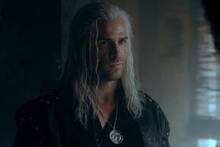 Joey Batey (36), sobre cómo Liam Hemsworth se hizo con Geralt de Rivia en 'The Witcher': 'Tiene lo que yo le pediría'