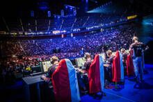 La industria de los esports ha generado 1500 millones de dlares en 2017