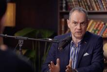 Pedro Ba�os (65), coronel del Ej�rcito espa�ol: 'Trump busca humillar a Europa, EE.UU revoluciona el tablero geopol�tico'