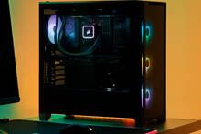 Corsair anuncia nuevos chasis, ventiladores y refrigeradores líquidos para montar tu PC