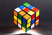 La historia del cubo de Rubik: uno de los puzles m�s famosos de la historia y que solo el 1% puede resolver