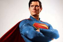 Grant Morrison, leyenda del c�mic, sobre la pel�cula de 'Superman' de James Gunn: 'Lo tiene recibiendo palizas todo el rato'