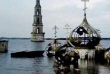 La Atl�ntida sovi�tica que reaparece cuando baja el agua de un embalse: 130.000 evacuados, pueblos inundados y ruinas sumergidas