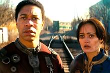 Aaron Moten (36), actor de la serie 'Fallout', se ha prohibido jugar a la saga: 'Soy gamer pero es dejar de ser profesional'