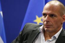 Yanis Varoufakis (64), economista: 'Es mejor parecer un radical que vivir como un conformista'
