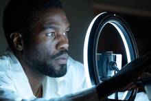 De 'mejor serie del UCM' a caer en el streaming: la serie de moda de Marvel se desploma y su audiencia no es la esperada