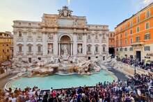 Roma lucha contra el turismo: acceder a la Fontana de Trevi deja de ser gratis y confirma una peligrosa tendencia