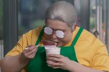 La adaptaci�n live-action del anime m�s visto de Netflix es pura acci�n, pero no convence: 'No le hacen falta m�s pel�culas'