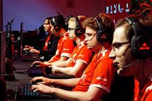 BISONS ECLUB logra el hito de romper la racha de victorias de FnaticTQ