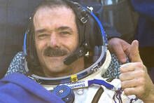Chris Hadfield (66), astronauta canadiense, desmonta la mayor mentira de la ciencia ficción: 'No sabemos hacerlo'